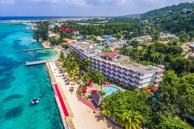 VIP Luxury Montego Bay Airport Transfer to Montego Bay/ Falmouth - The Transfer-Friendly Detours: Snacks, Supplies, Photos